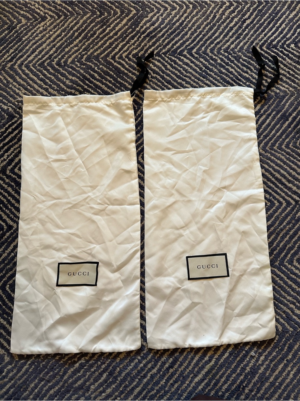 Gucci Shoe White Drawstring Dust Bags with Black Logo